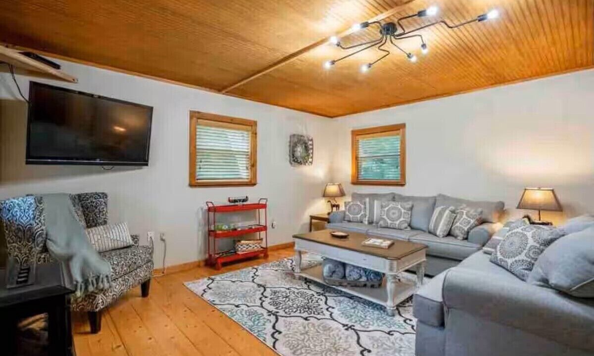 Photo of Livingroom in Trinity