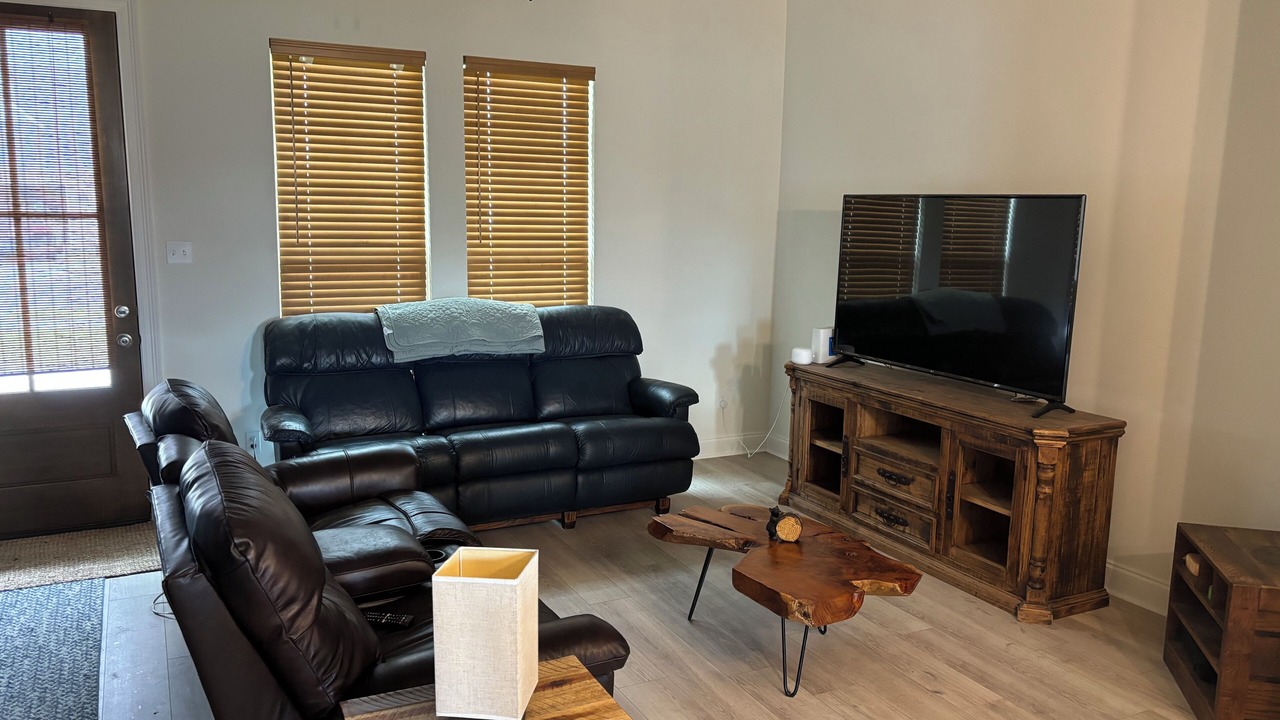 Photo of Livingroom in Milton