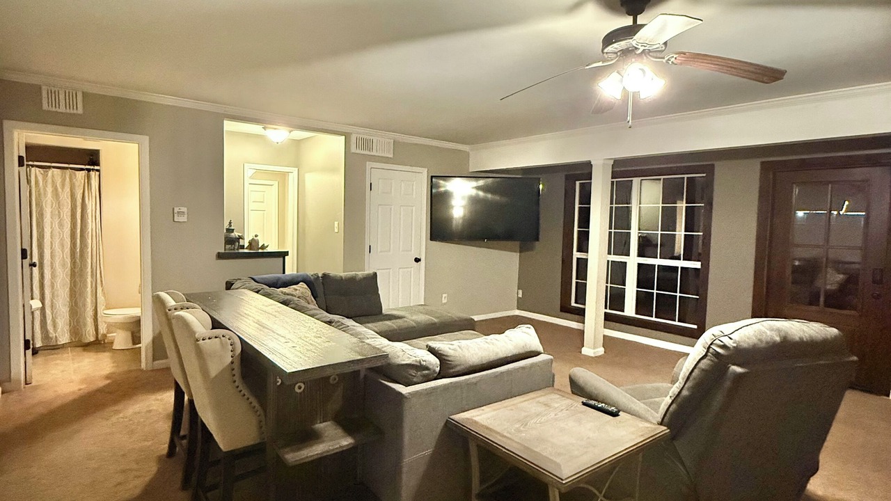 Photo of Livingroom in Downtown Historic