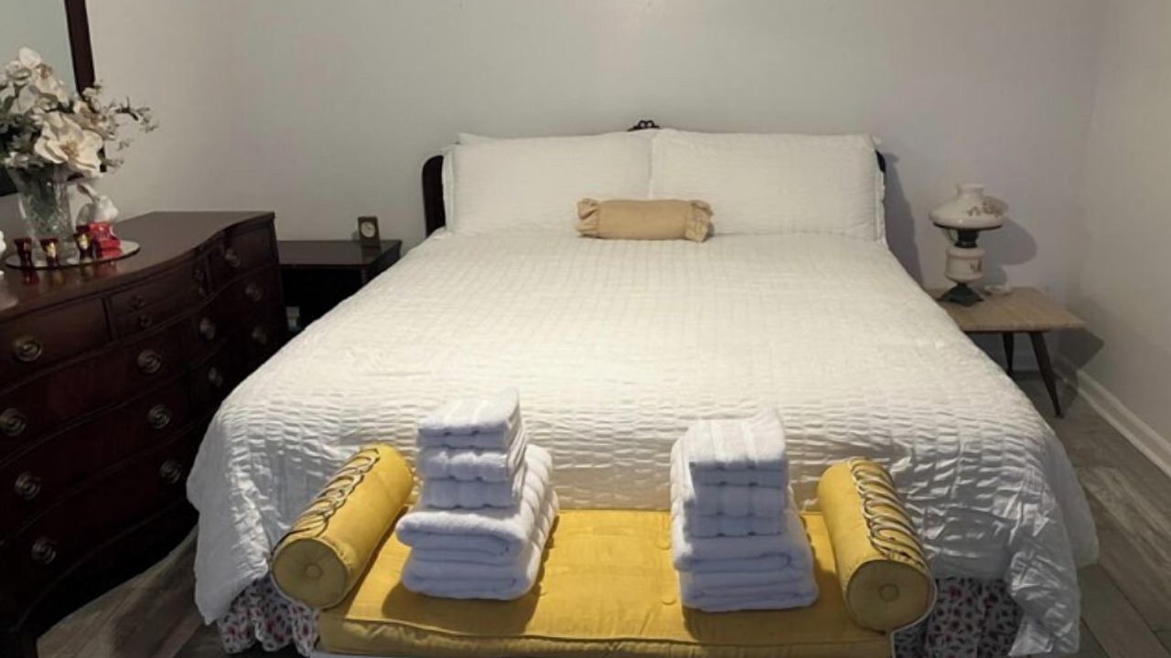 Photo of Bedroom in Old Aurora