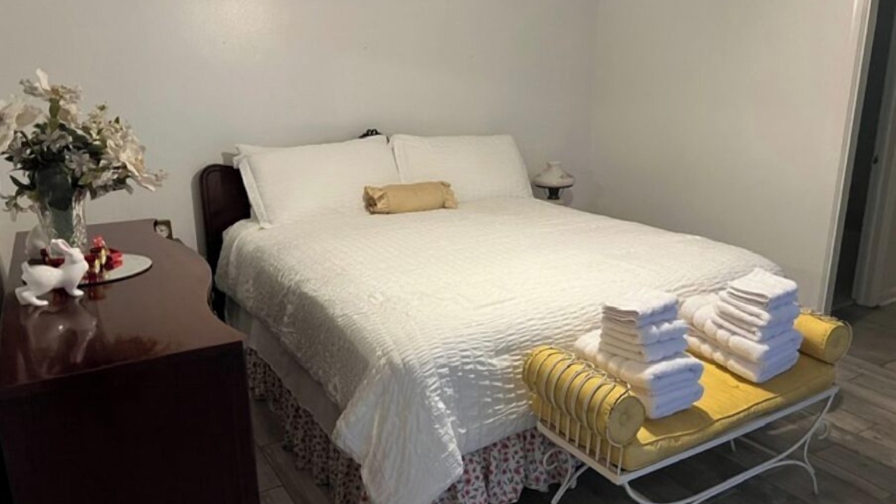 Photo of Bedroom in Old Aurora