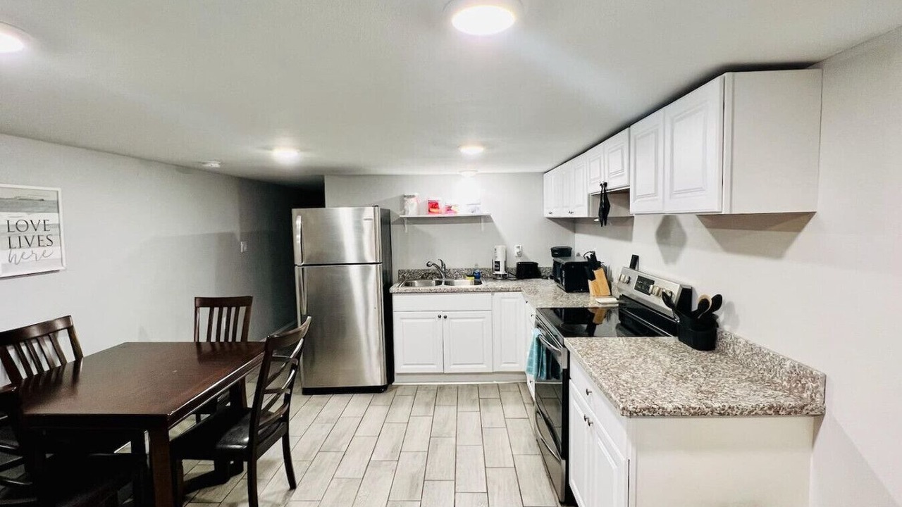 Photo of Kitchen in Holy Cross District