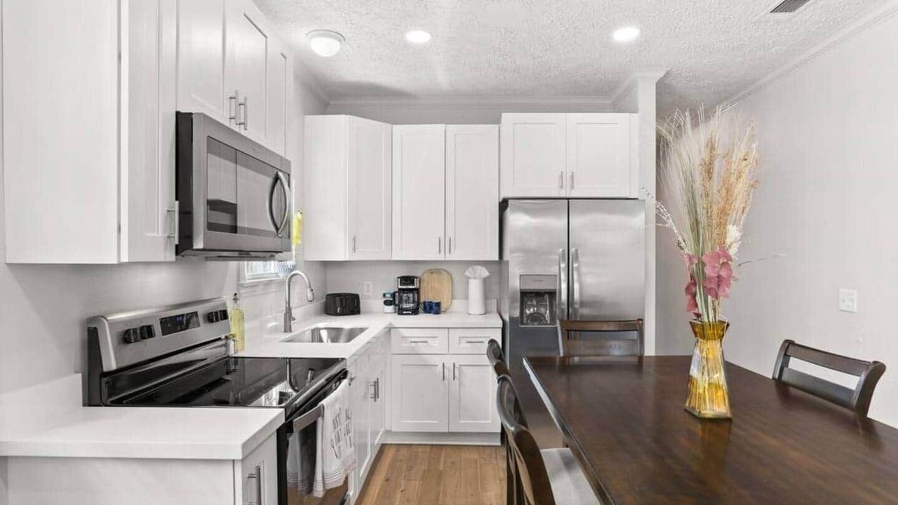 Photo of Kitchen in Mid-City