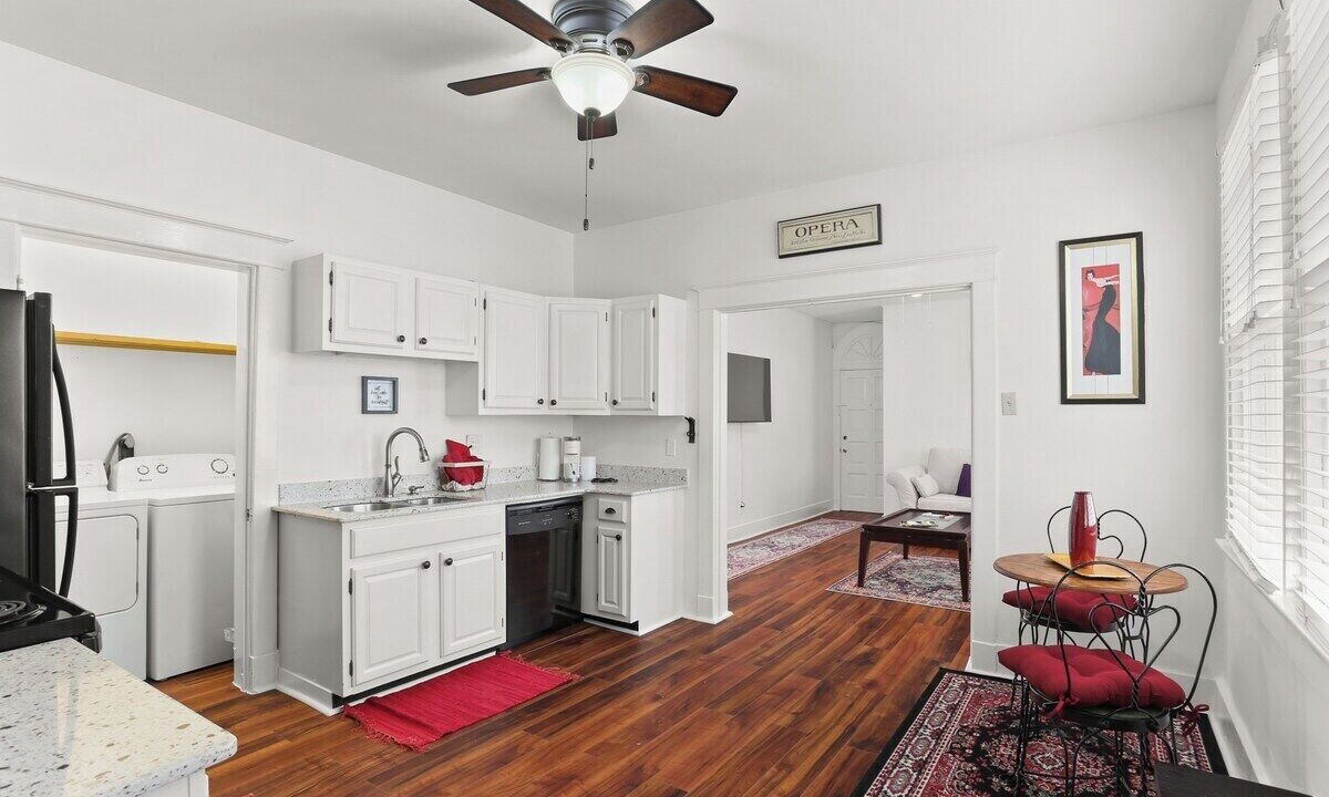 Photo of Kitchen in Uptown Historic District