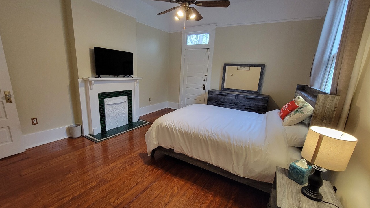 Photo of Bedroom in East Carrollton