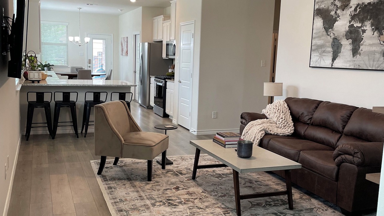 Photo of Livingroom in Lincoln Park
