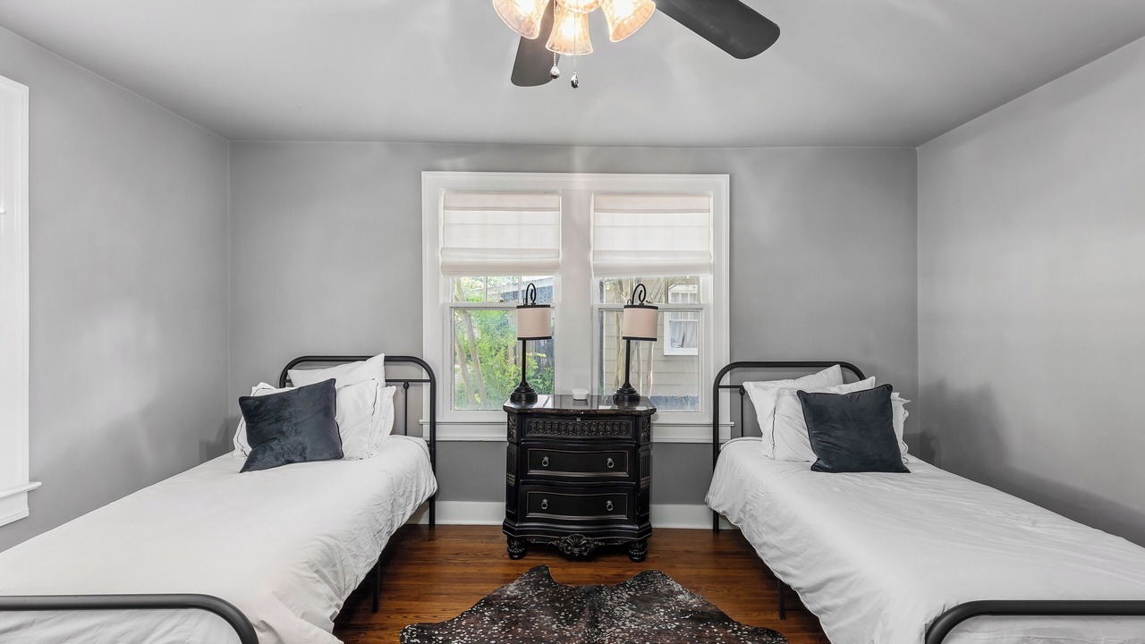 Photo of Bedroom in Mid City South