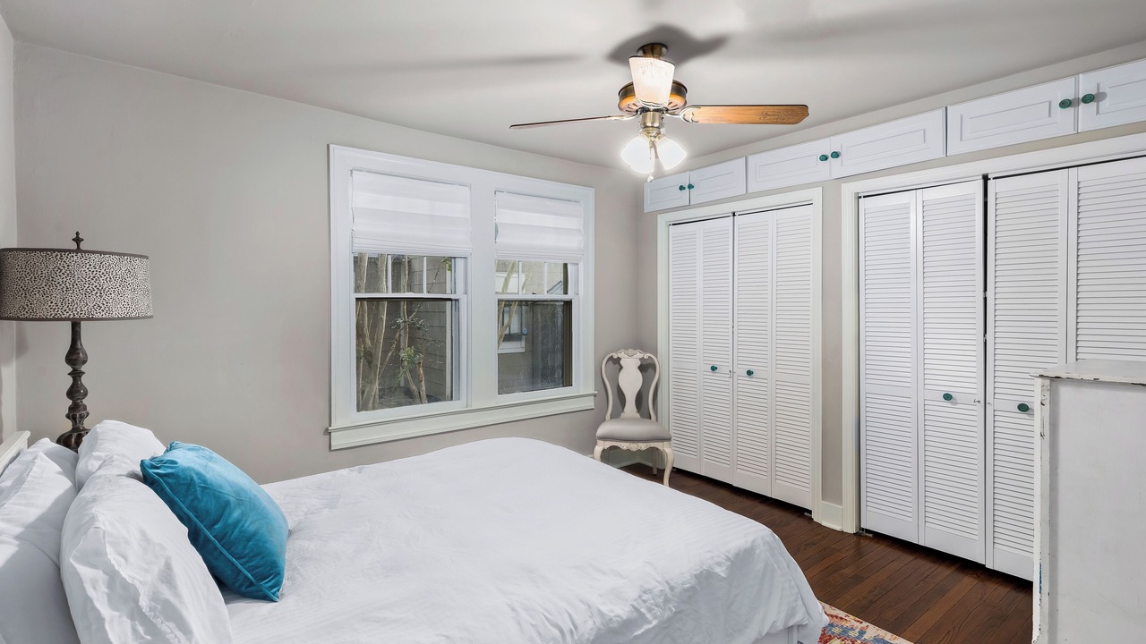Photo of Bedroom in Mid City South