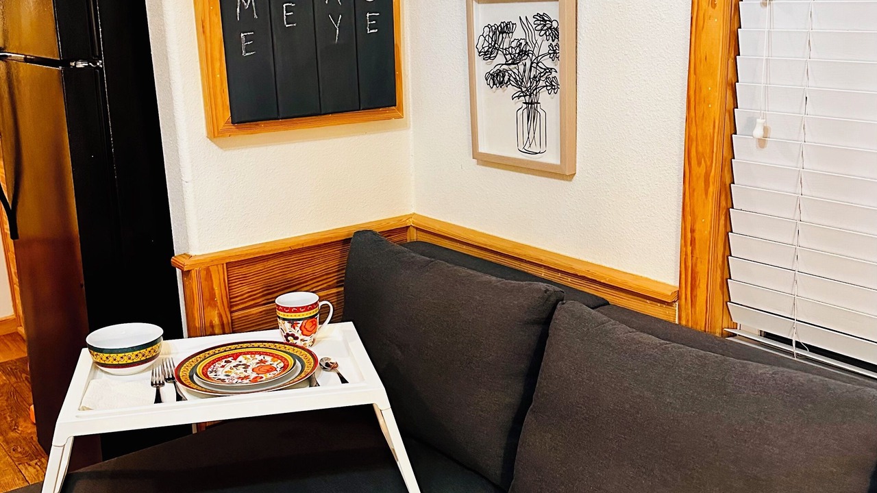 Photo of Livingroom in La Hacienda Estates