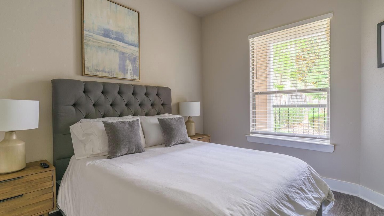 Photo of Bedroom in Nassau Bay