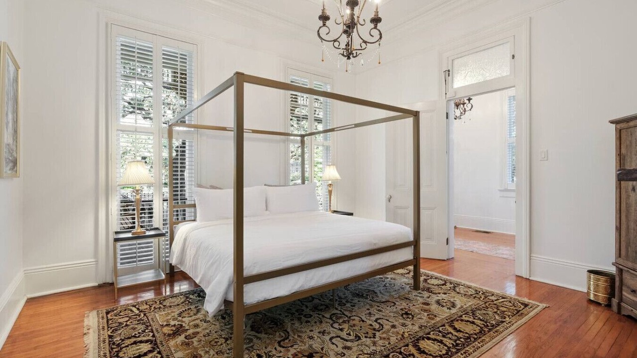 Photo of Bedroom in Central Carrollton Association