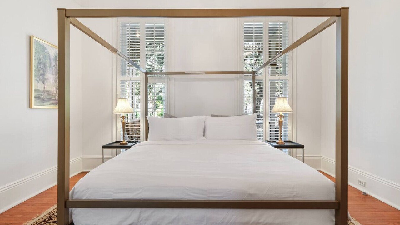 Photo of Bedroom in Central Carrollton Association