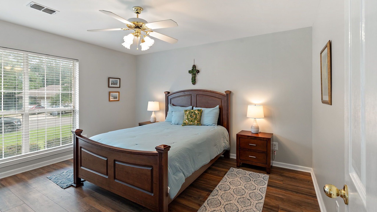 Photo of Bedroom in Diamondhead