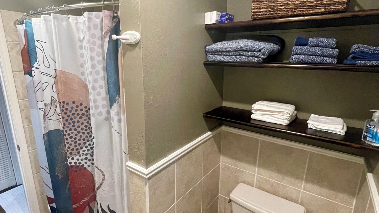Photo of Bathroom in Springlake