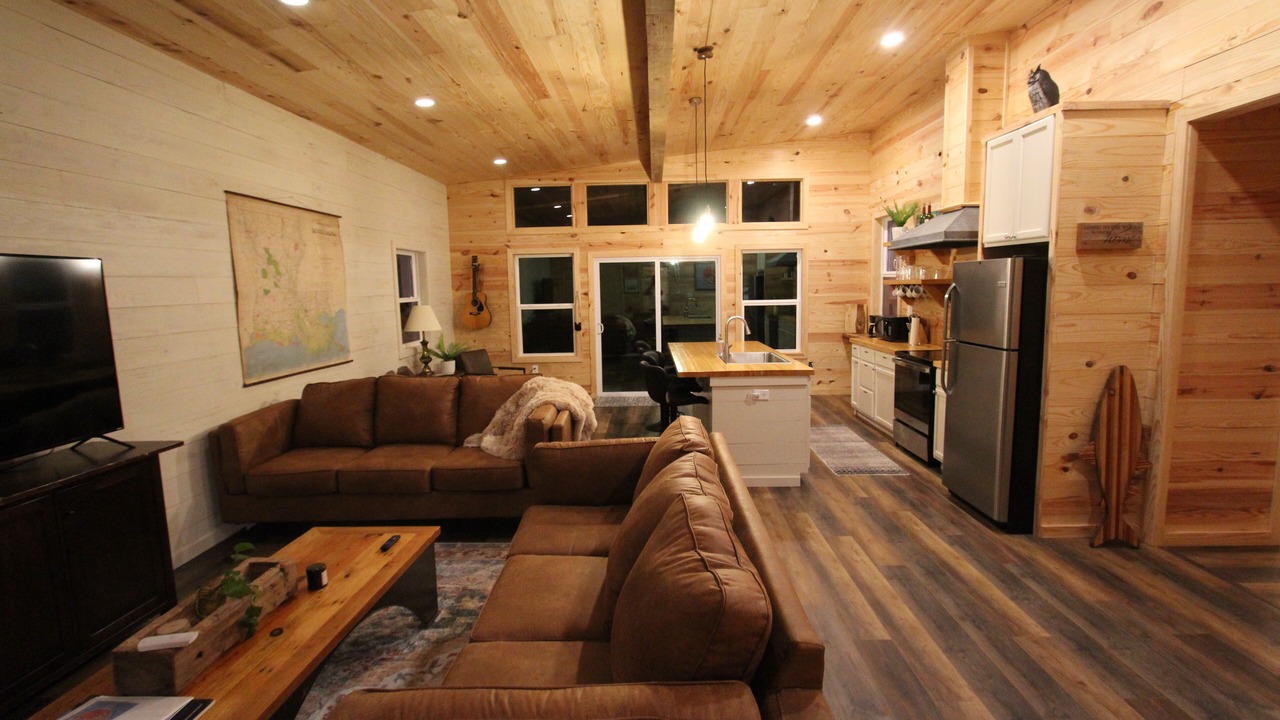 Photo of Livingroom in Chatham
