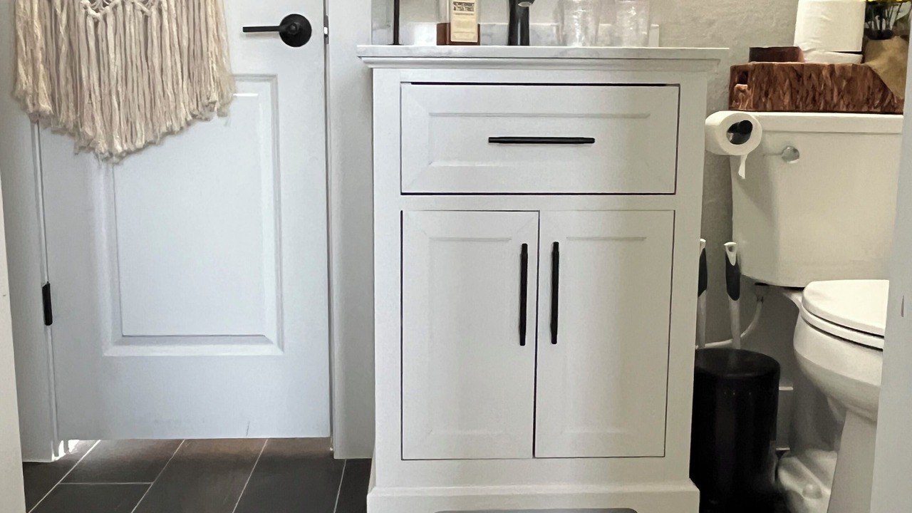 Photo of Bathroom in Lakewind Estates