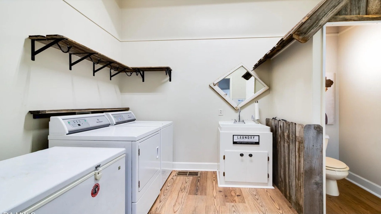 Photo of Bathroom in Opelousas