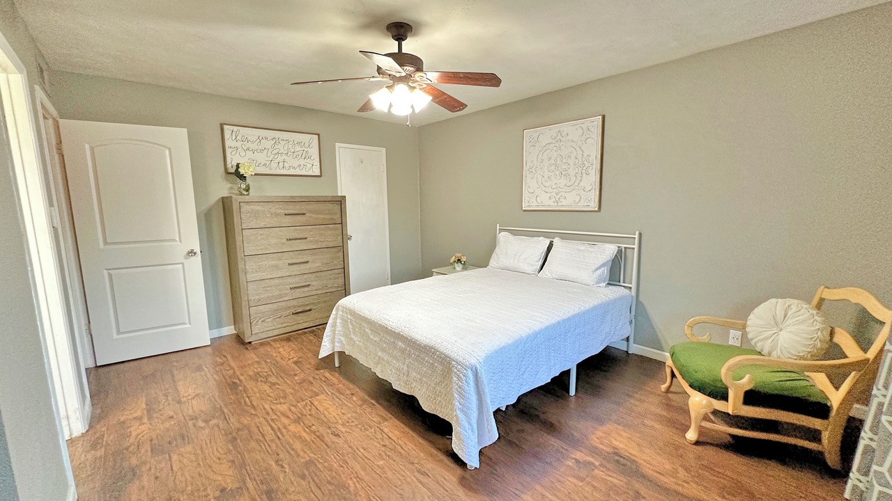 Photo of Bedroom in The Colony