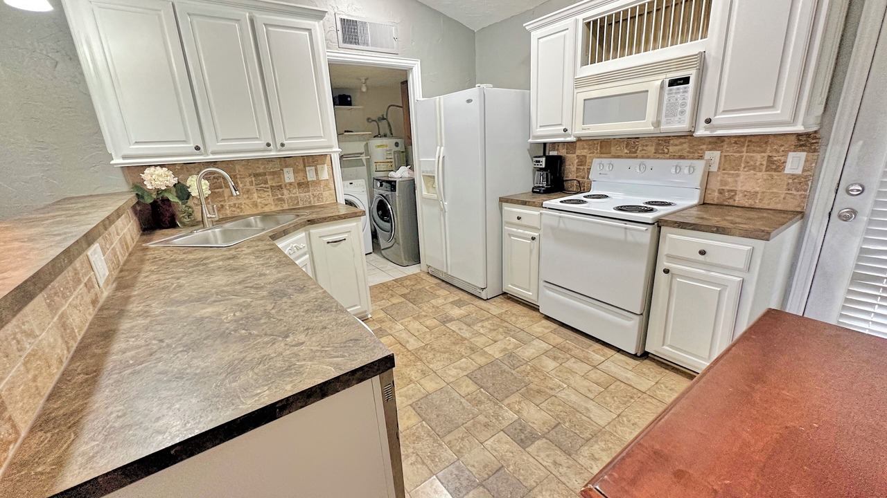 Photo of Kitchen in The Colony