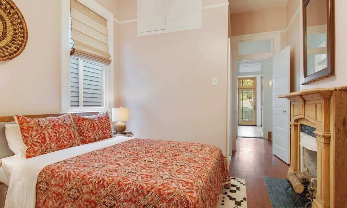 Photo of Bedroom in Uptown Historic District