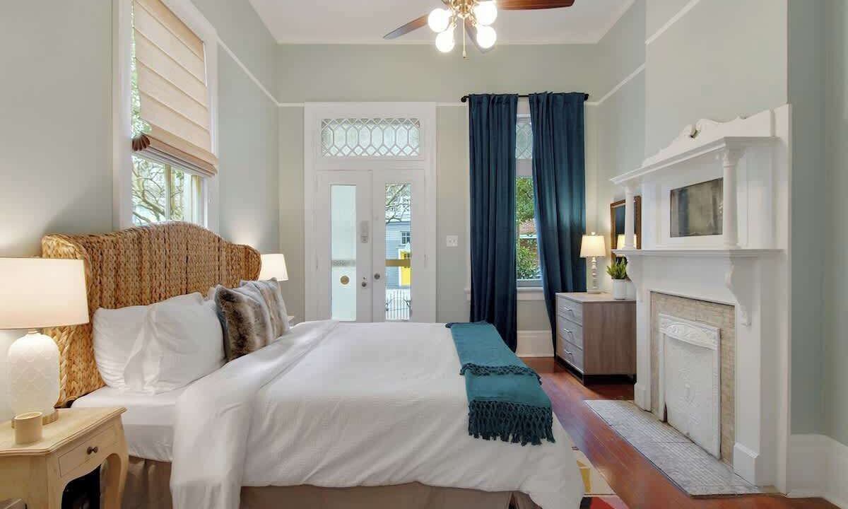 Photo of Bedroom in Uptown Historic District