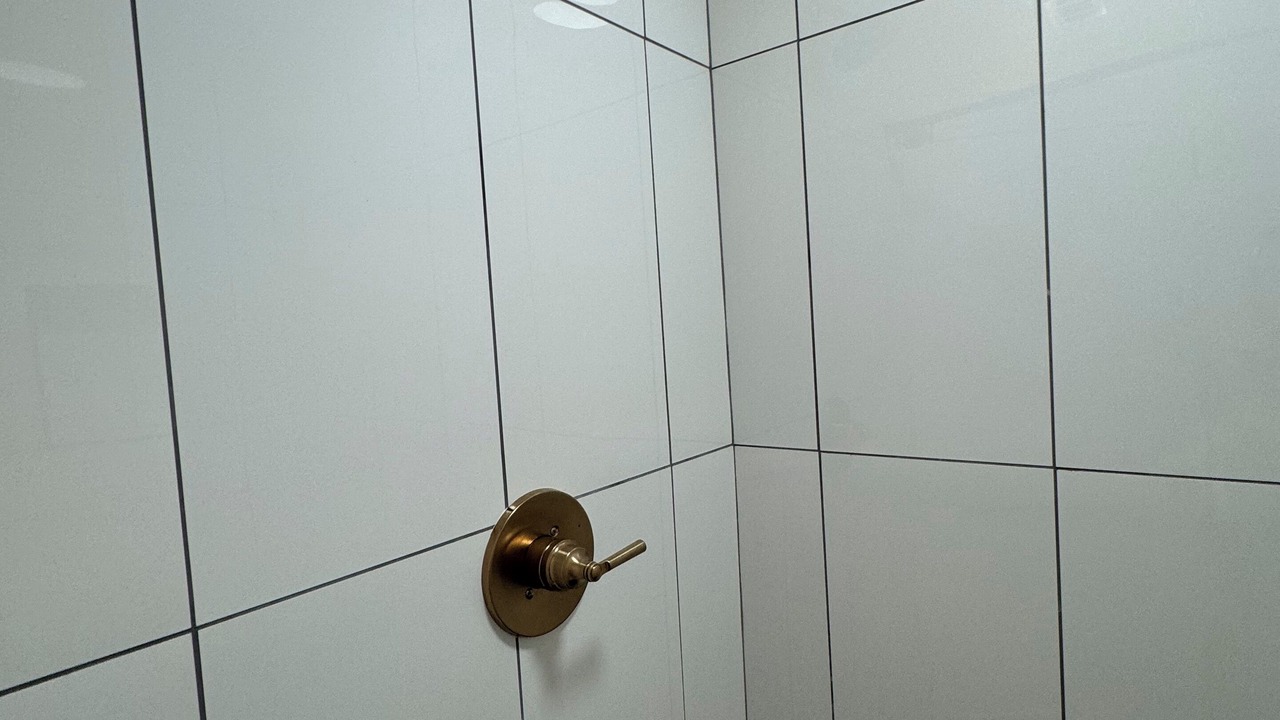 Photo of Bathroom in Alvin