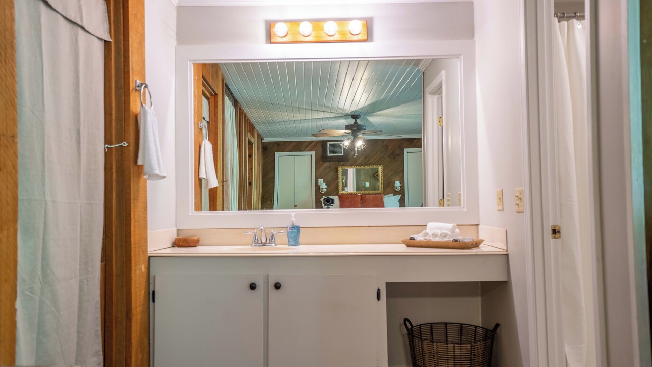 Photo of Bathroom in Carencro
