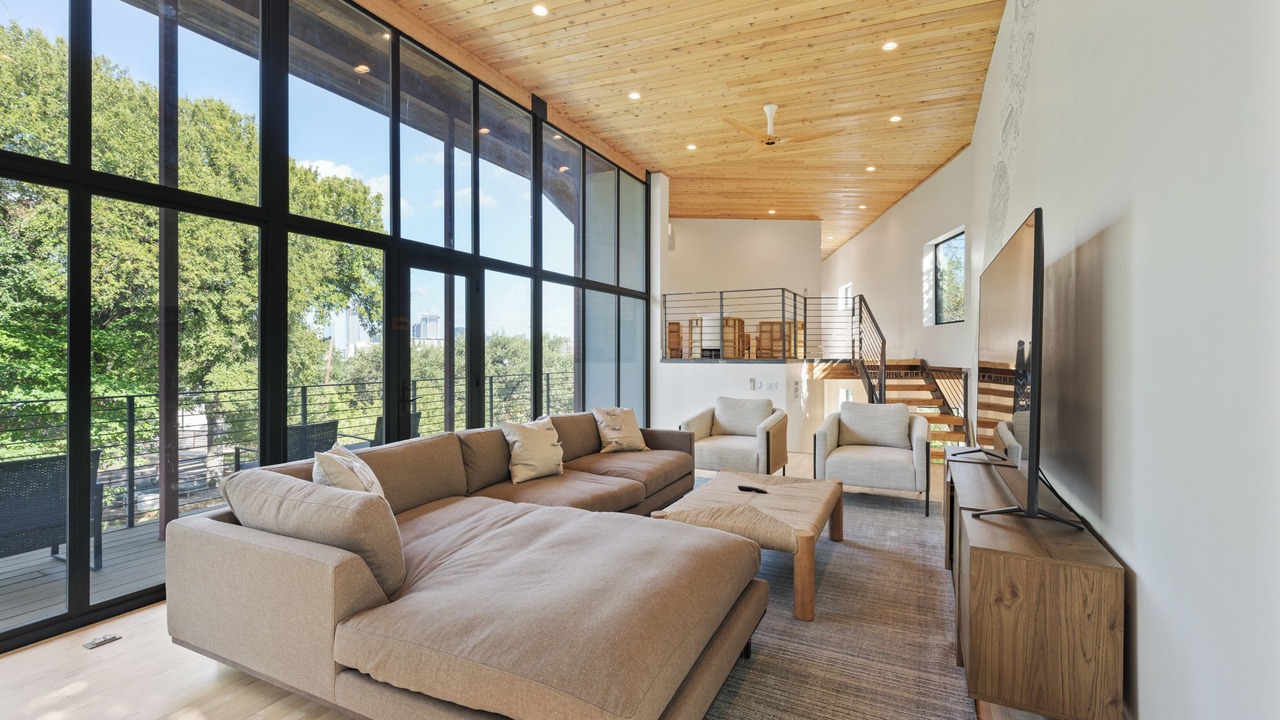 Photo of Livingroom in Barton Heights