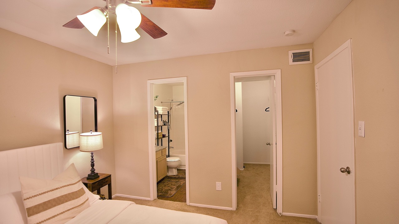 Photo of Bedroom in Astrodome