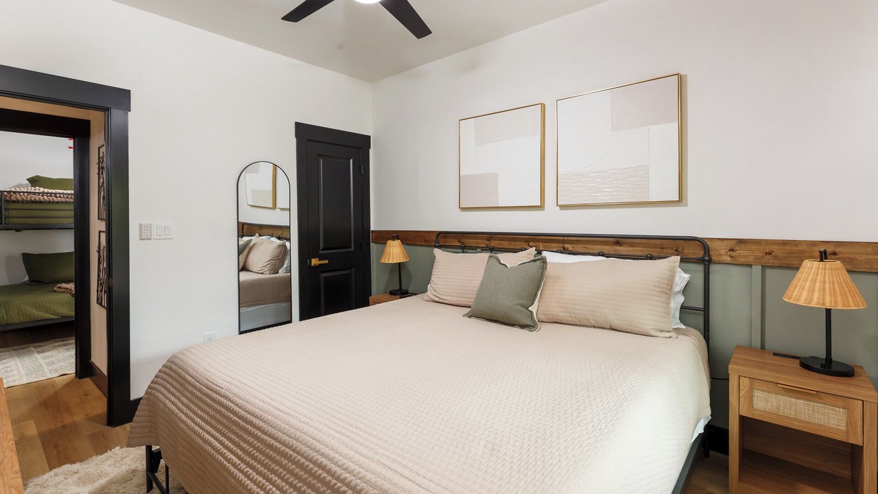 Photo of Bedroom in Karnack