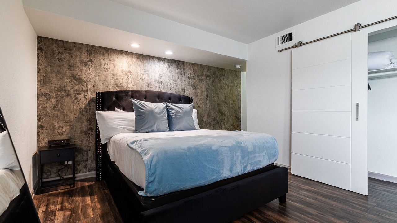 Photo of Bedroom in Braeswood Place