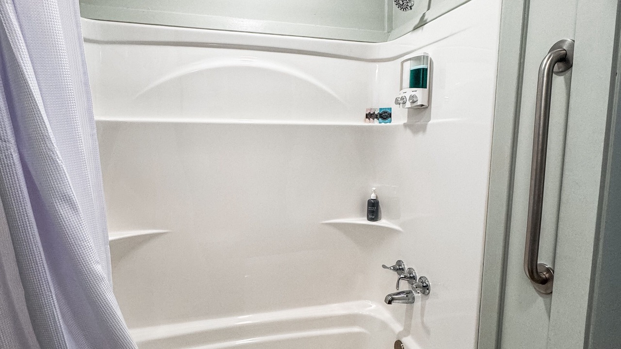 Photo of Bathroom in Melder