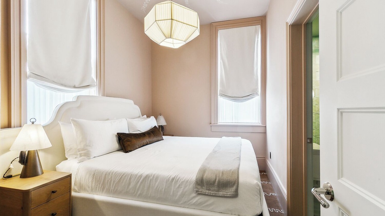 Photo of Bedroom in Central Business District
