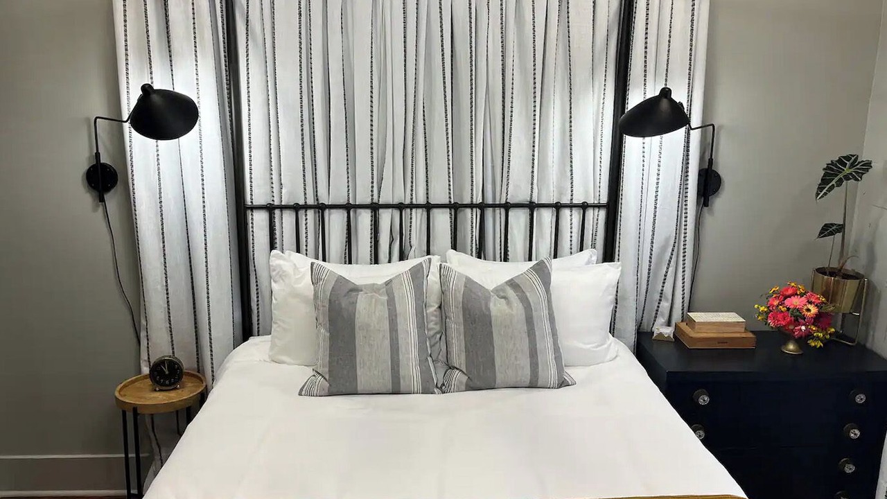 Photo of Bedroom in Freetown - Port Rico