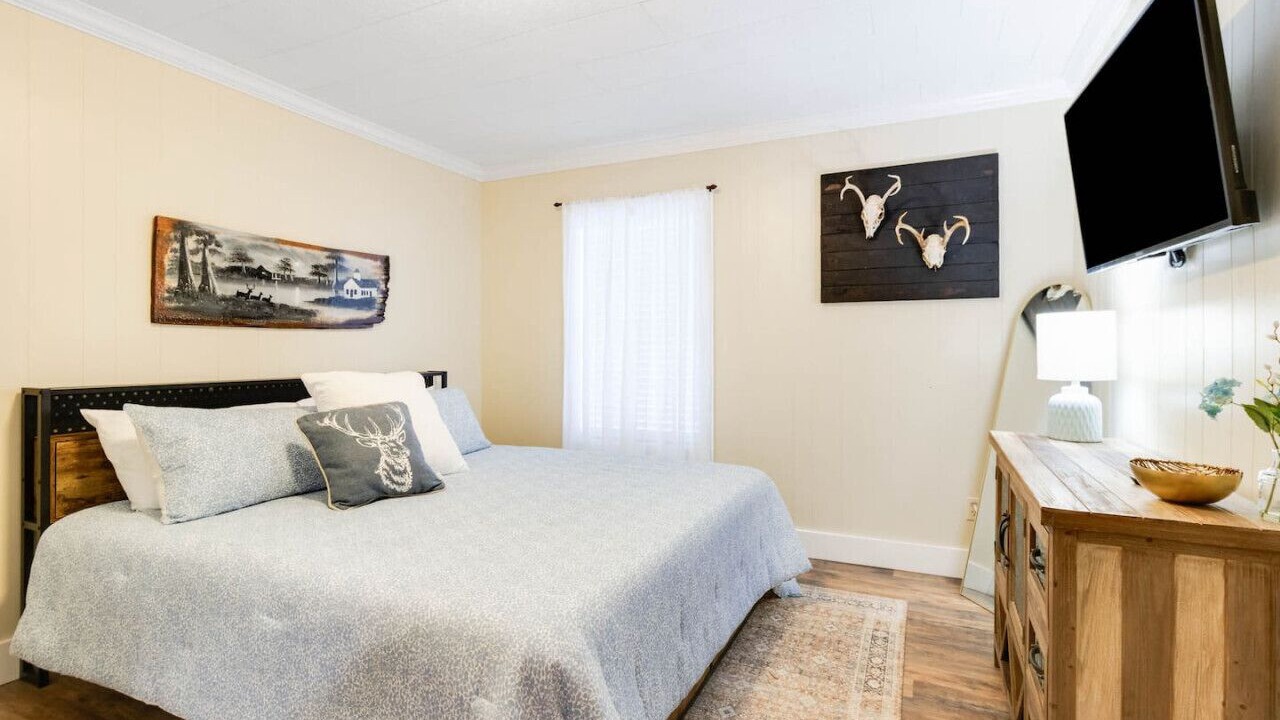 Photo of Bedroom in Milton
