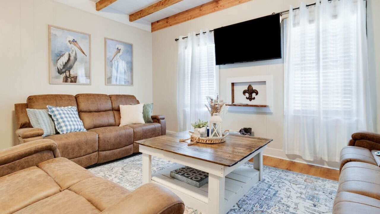 Photo of Livingroom in Milton