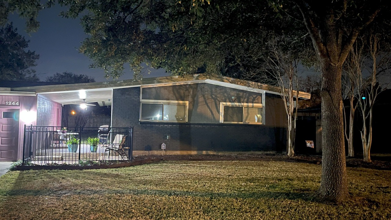 Photo of Outdoor in Highlands - Perkins