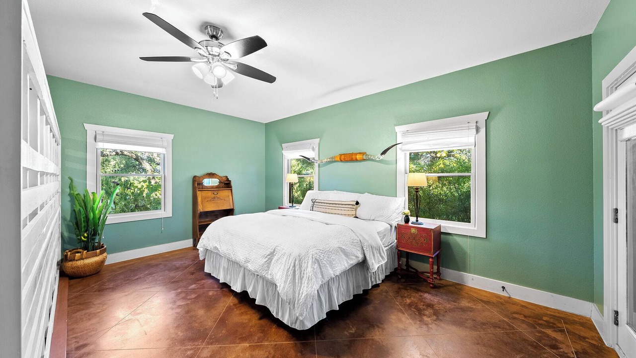 Photo of Bedroom in La Hacienda Estates