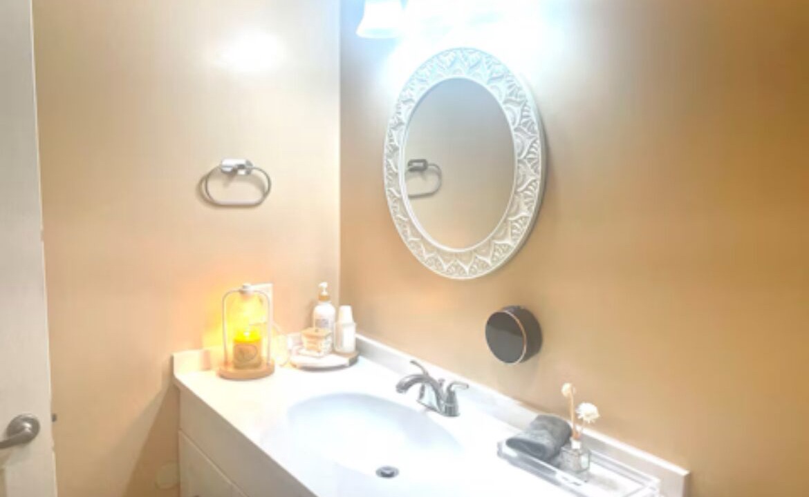 Photo of Bathroom in Tall Timbers - Brechtel