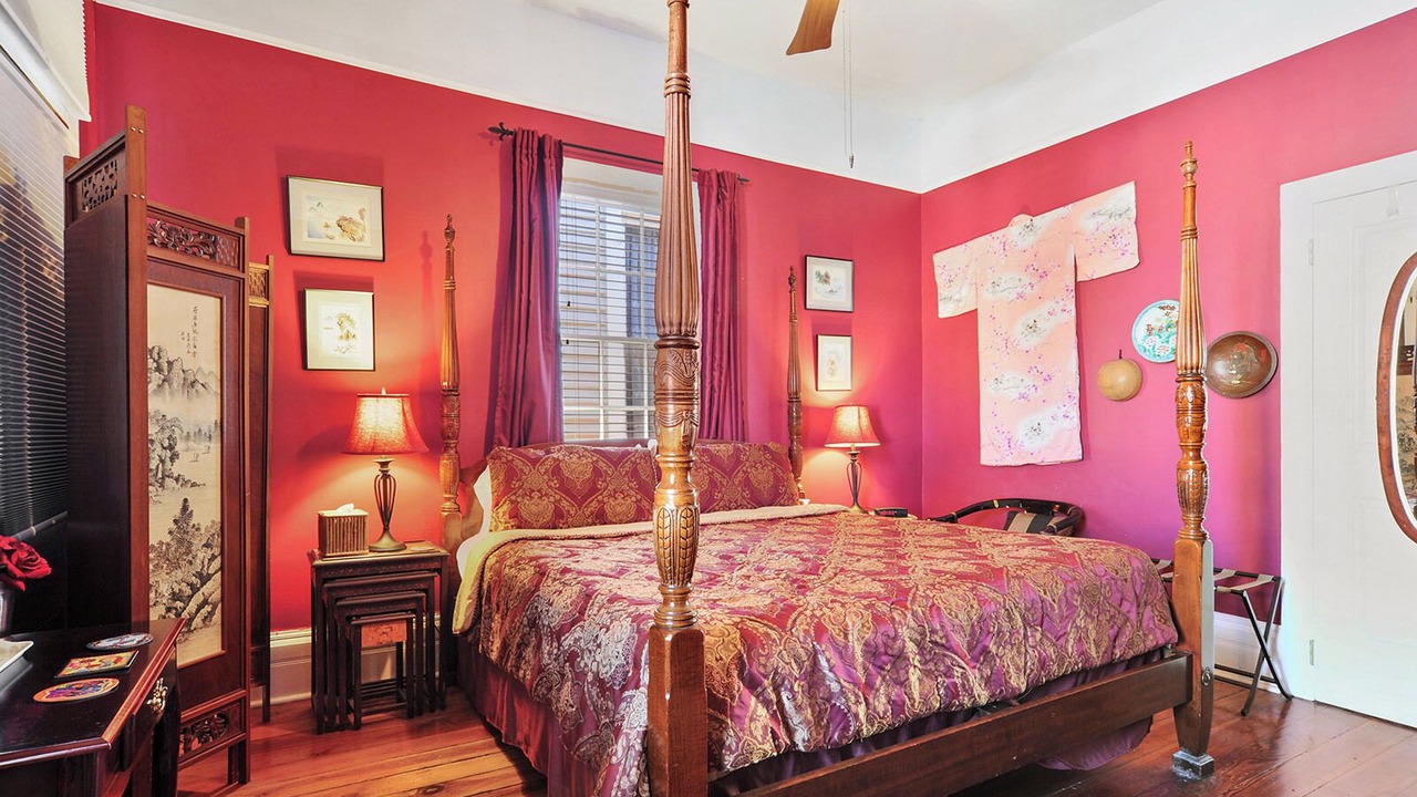 Photo of Bedroom in Algiers Point