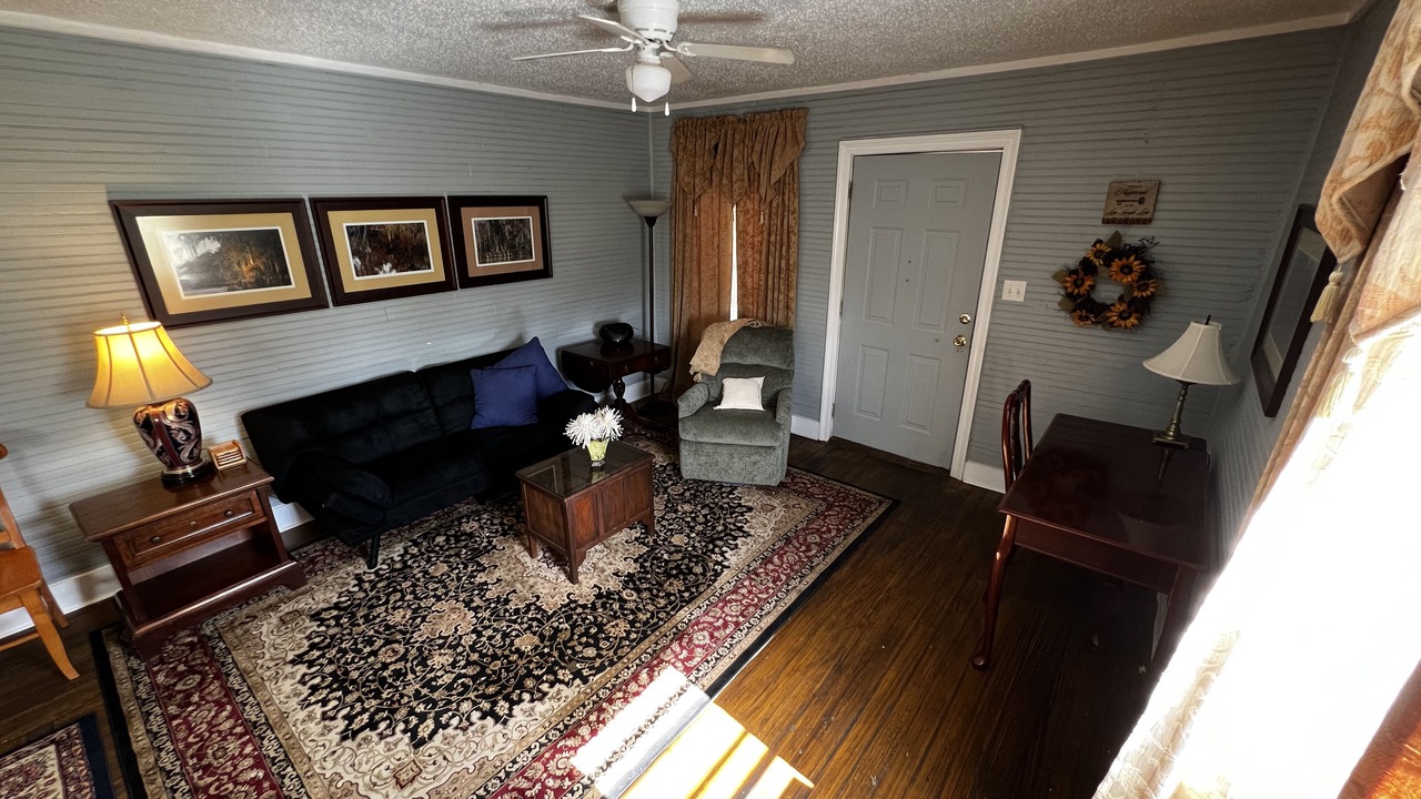Photo of Livingroom in Natchez