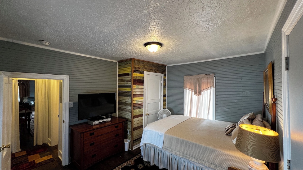 Photo of Bedroom in Natchez