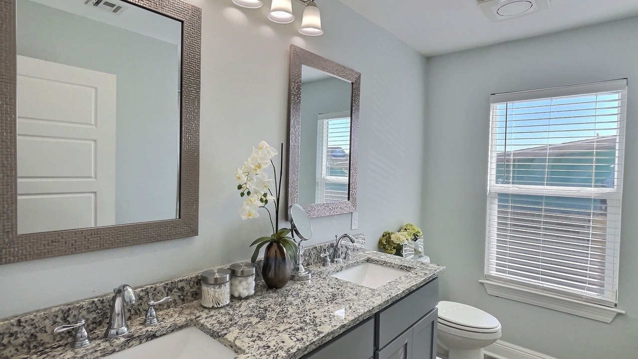 Photo of Bathroom in Gentilly Woods
