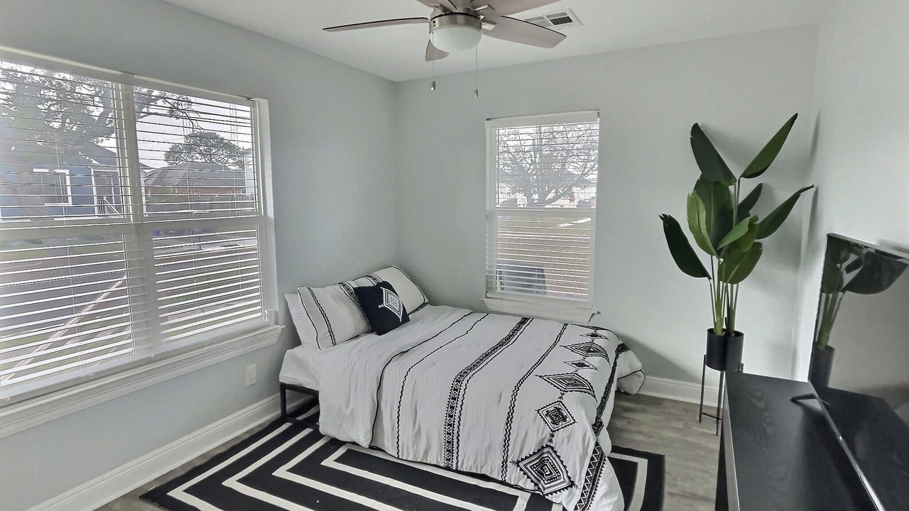 Photo of Bedroom in Gentilly Woods