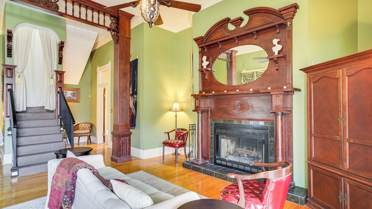 Photo of Livingroom in Jeanerette