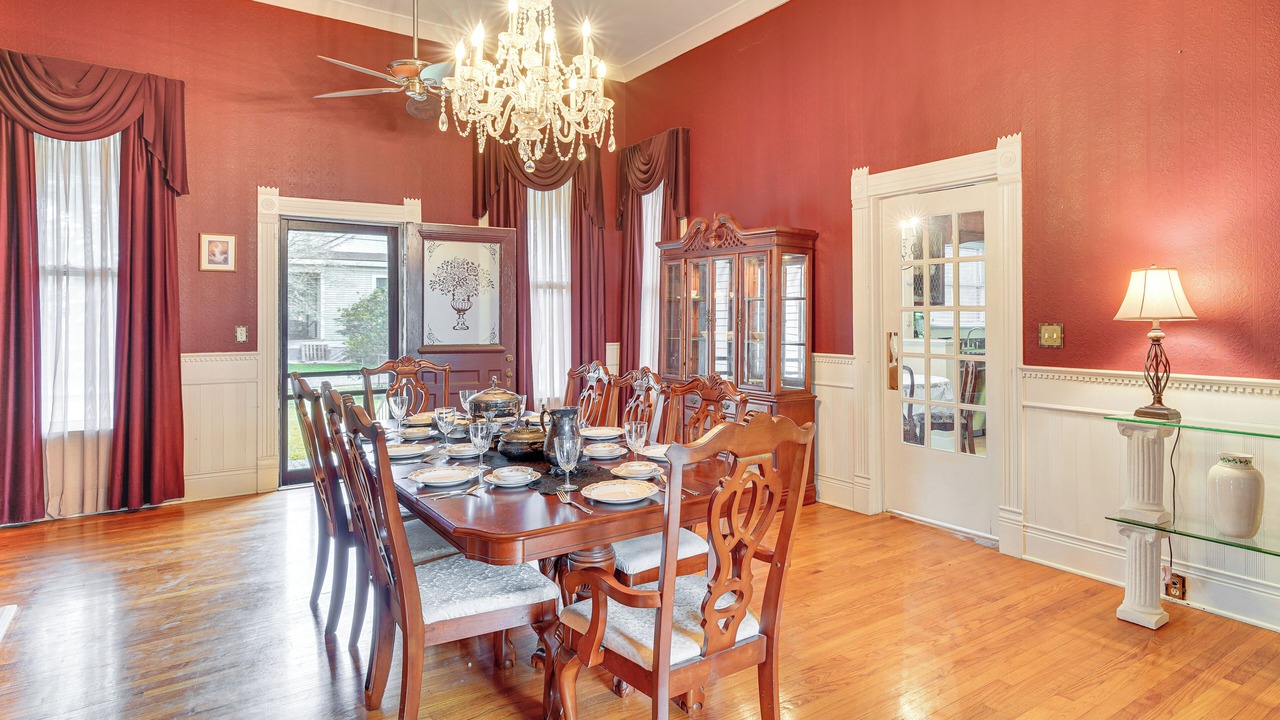 Photo of Livingroom in Jeanerette