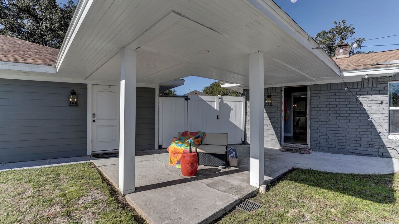 Photo of Patio Balcony in Clear Lake