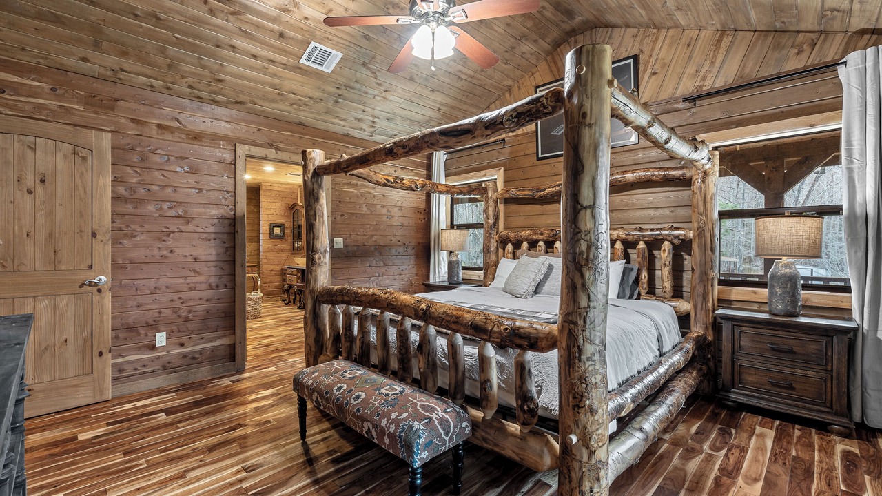 Photo of Bedroom in Shreveport