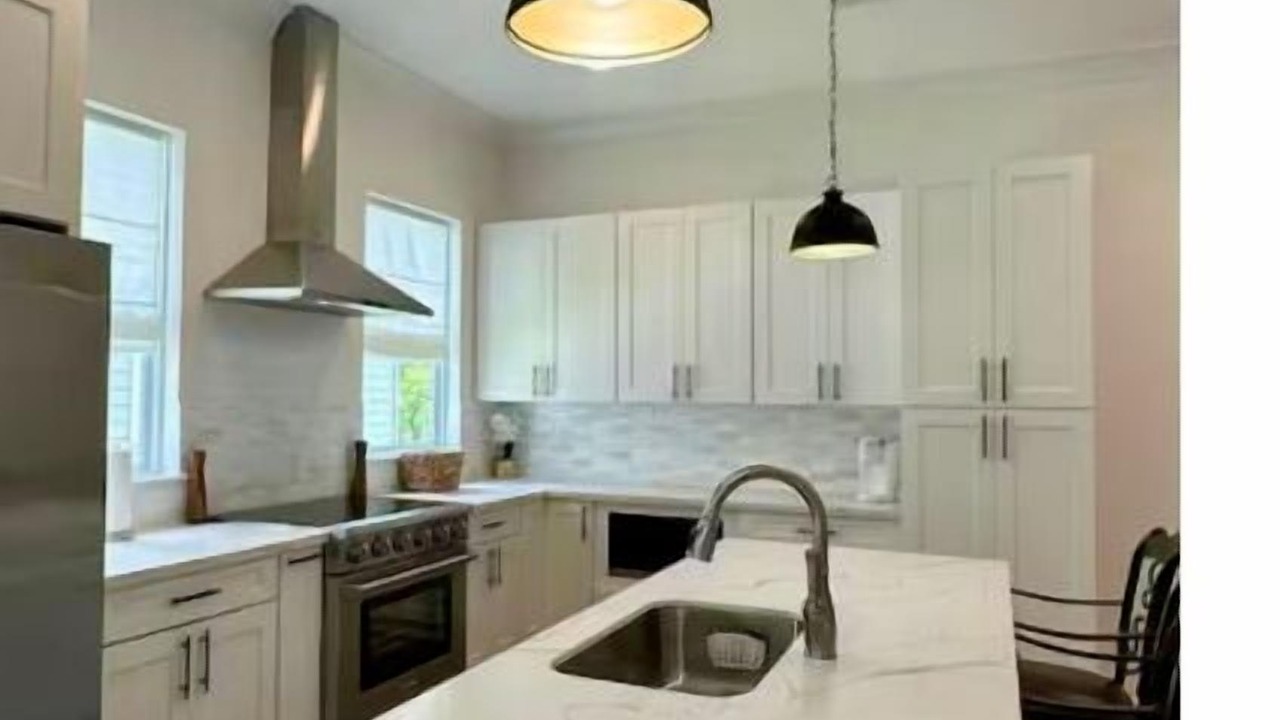 Photo of Kitchen in Maurepas