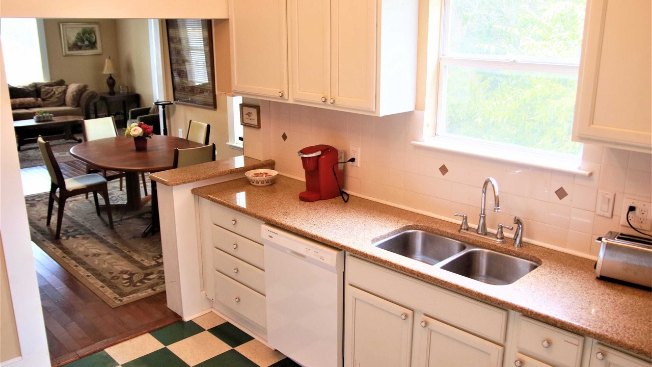 Photo of Kitchen in Elmaton